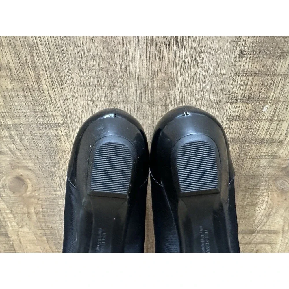 BANDOLINO Women size 10 M black nylon patent leather trim flat shoes